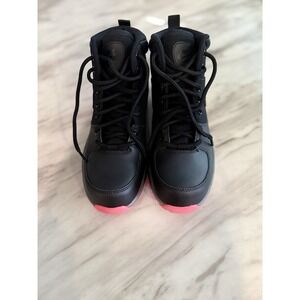 Nike Manoa Big Kids Boot Black/hyper Pink Size 6.5y Pre-owned Excellent
